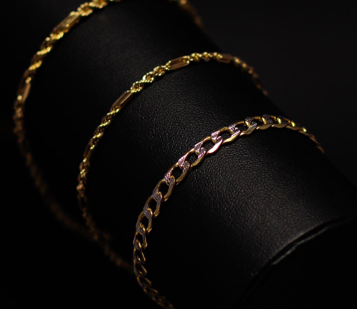 Pulso Barbada con acabado diamantado de oro italiano 10k 🇮🇹