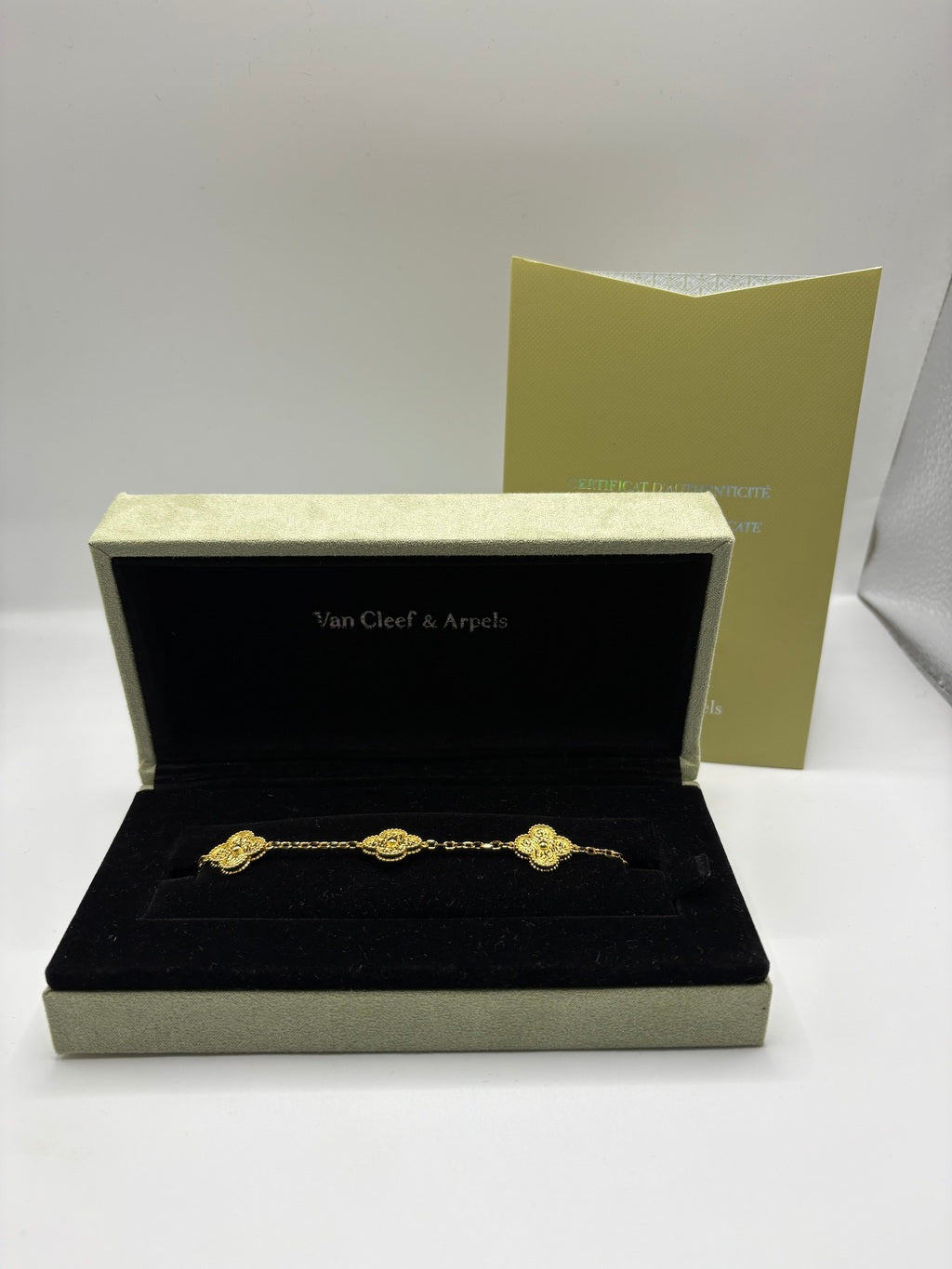 Pulsera Vintage VCA Trébol full oro