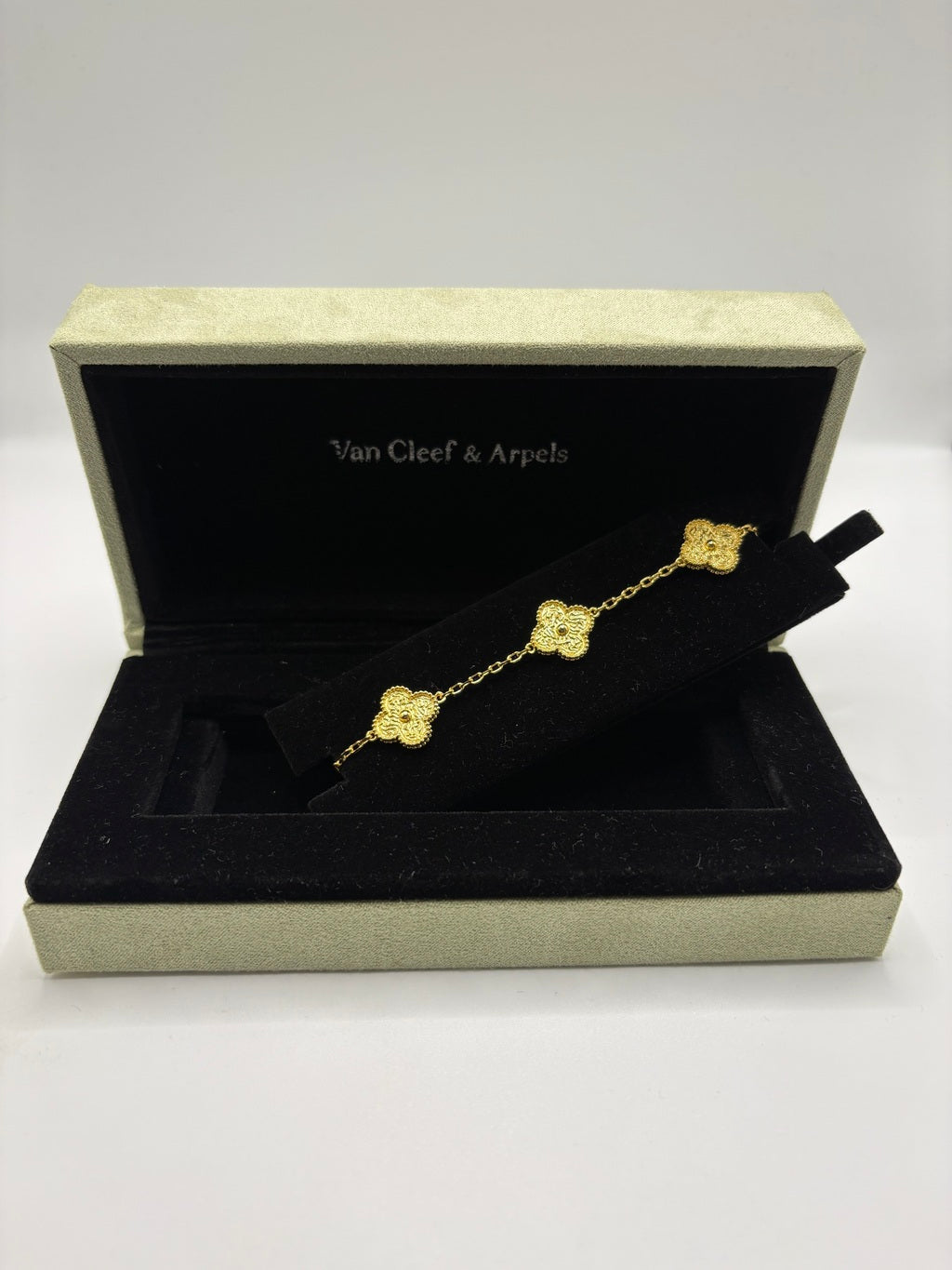 Pulsera Vintage VCA Trébol full oro