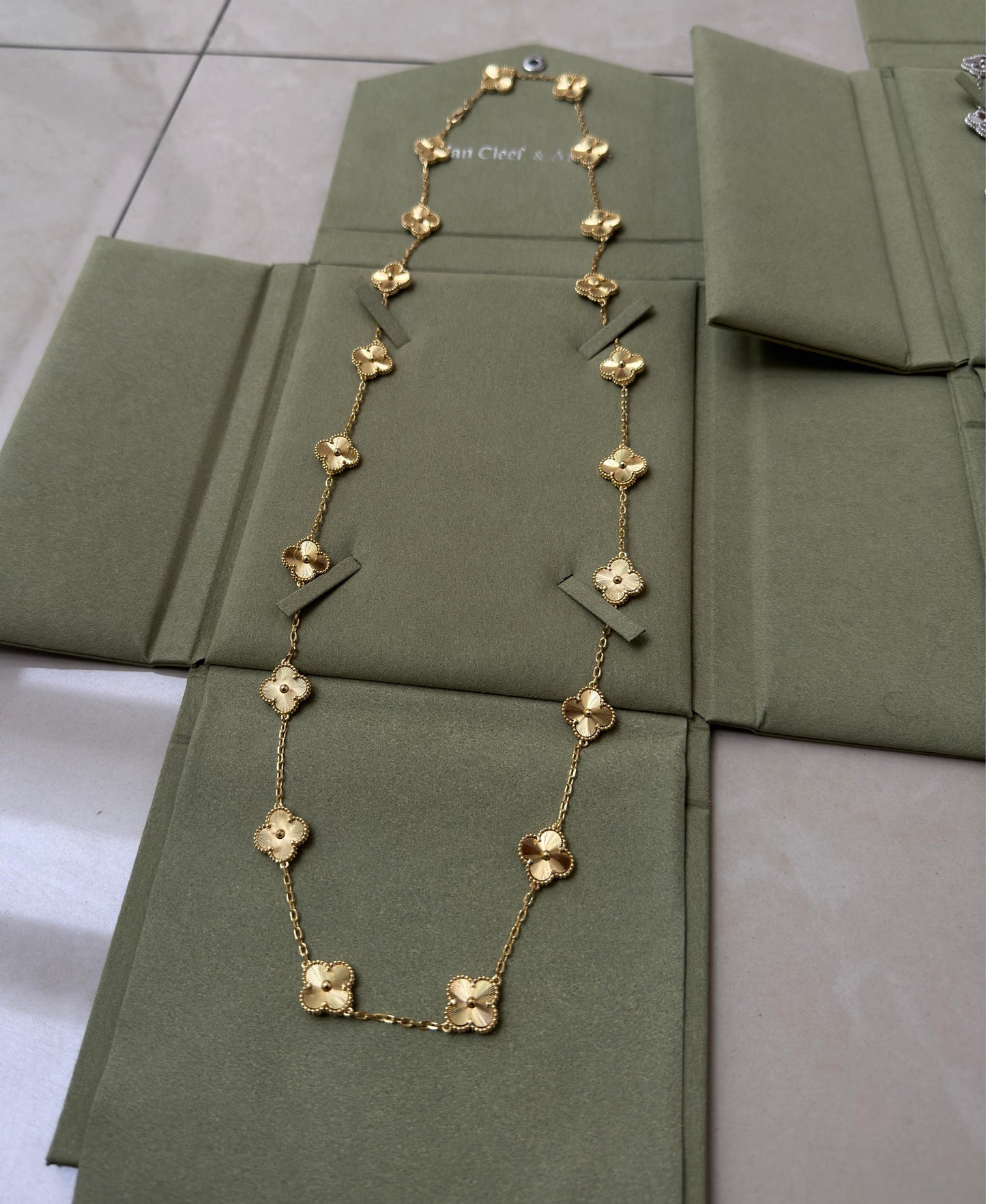 Collar Vintage Alhambra 20 motifs